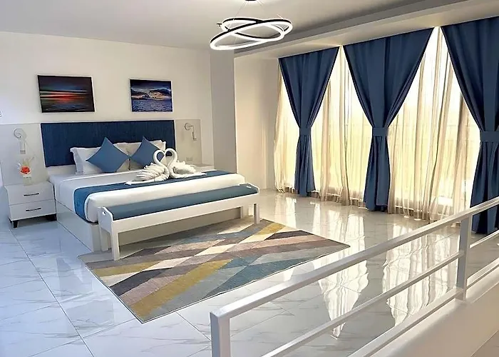 Aparthotel 88th Avenue 4*